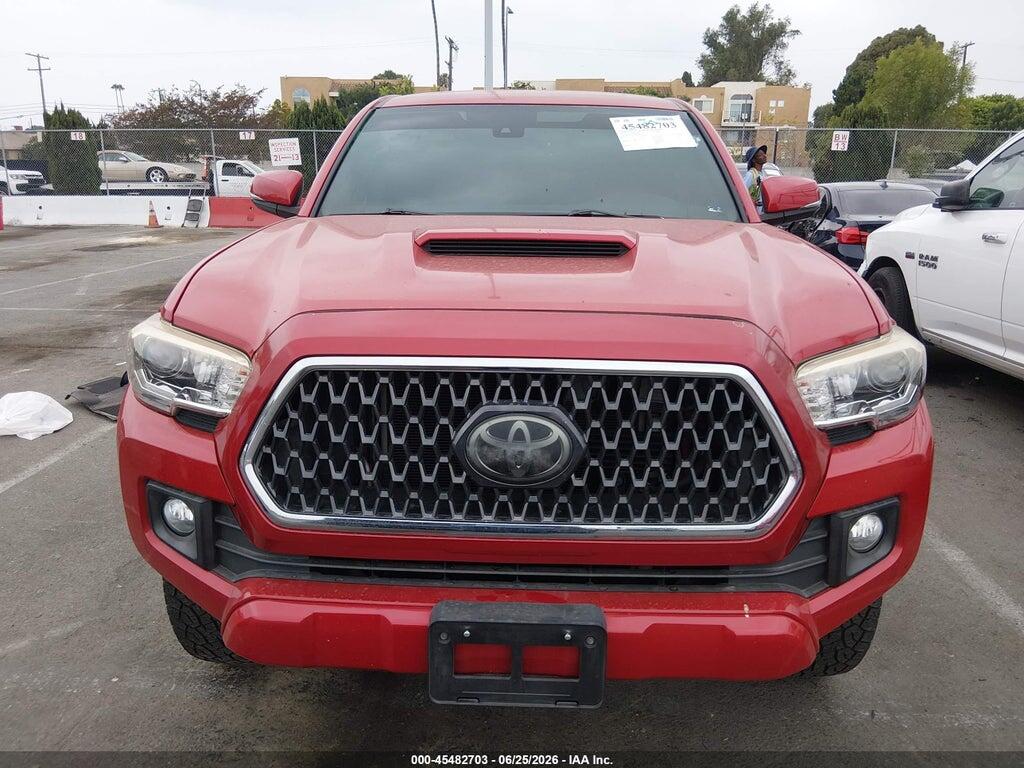 3TMAZ5CN4JM066855 2018 TOYOTA TACOMA photo no. 12
