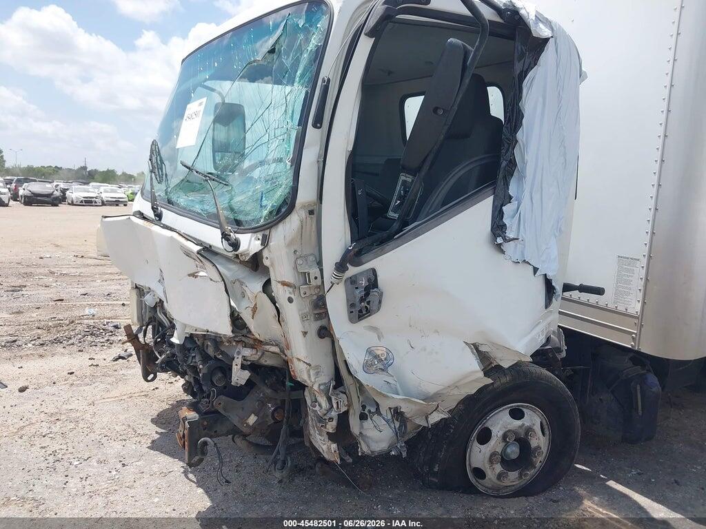 JALC4W164F7002260 2015 ISUZU NPR DSL REG AT photo no. 11