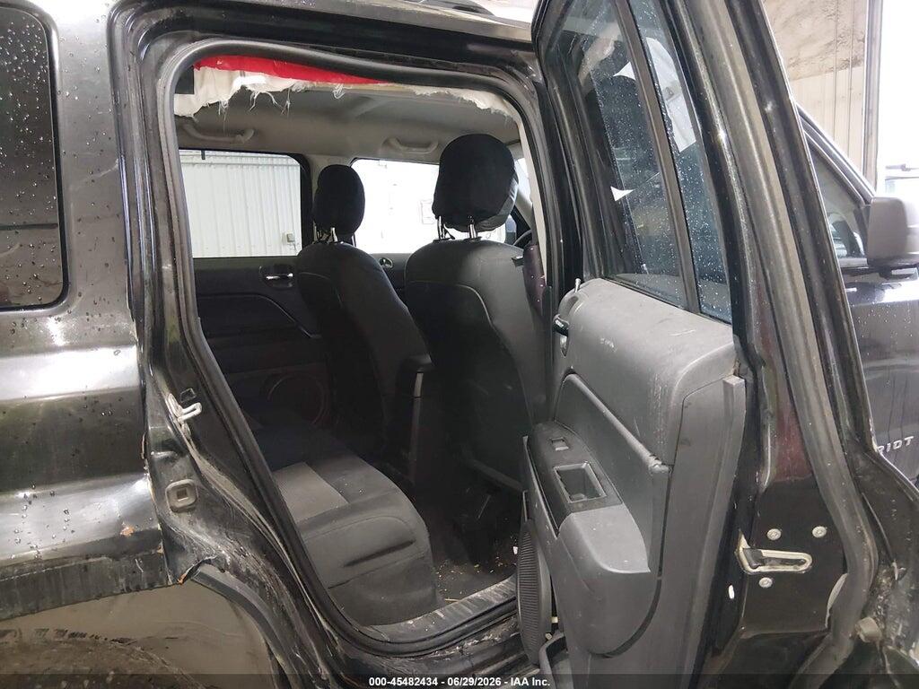 1J4NF1GB2BD222966 2011 JEEP PATRIOT photo no. 8