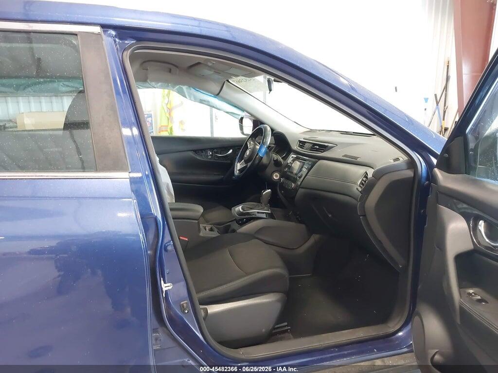 5N1AT2MV1HC863151 2017 NISSAN ROGUE photo no. 5