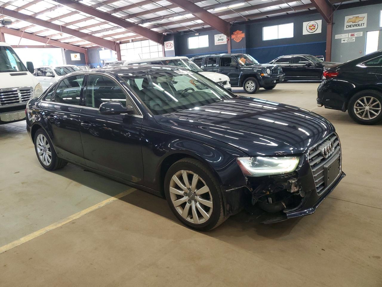 2013 AUDI A4 PREMIUM — Фото 4 из 12