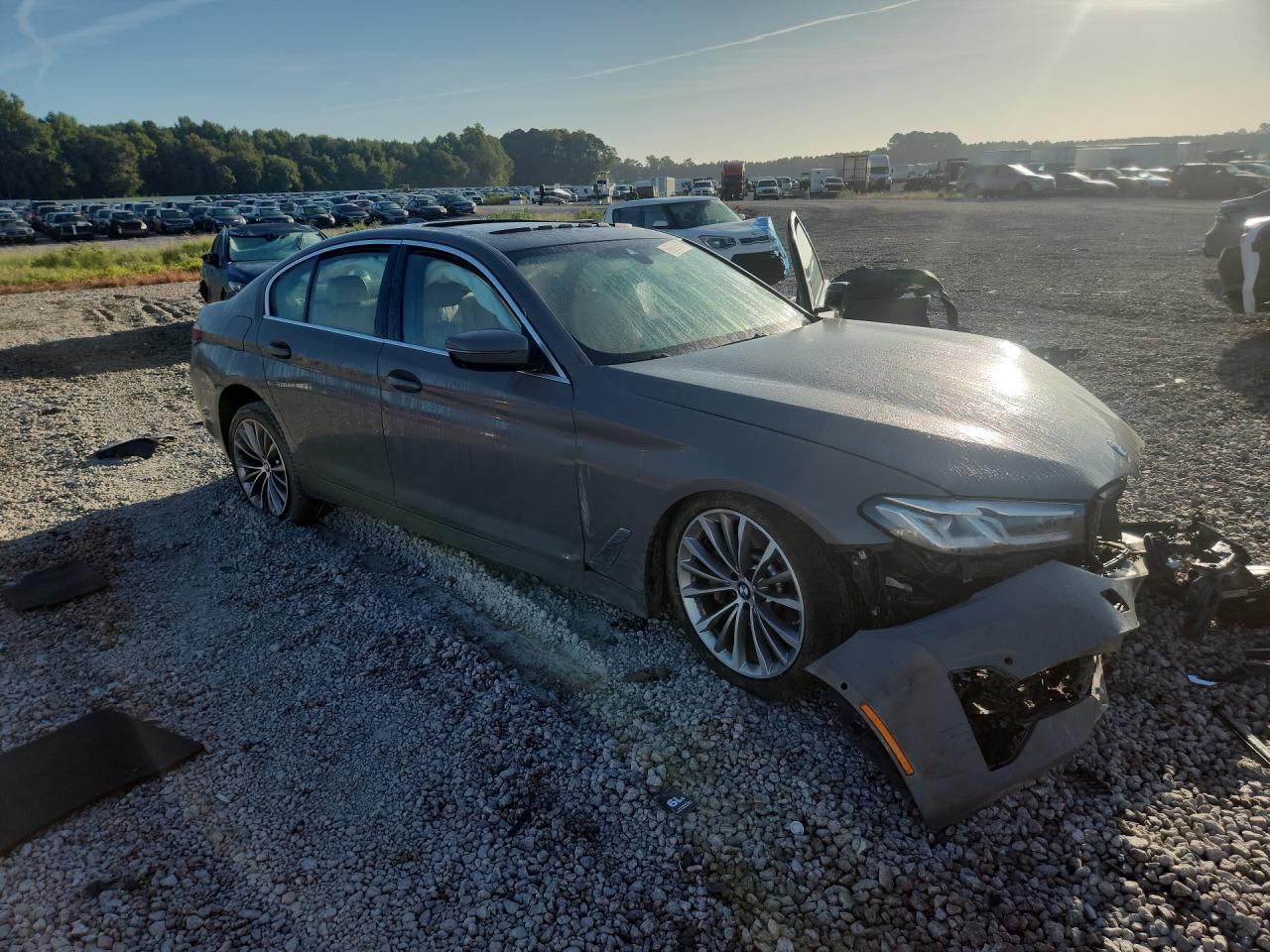 2021 BMW 530 I — Фото 4 из 12