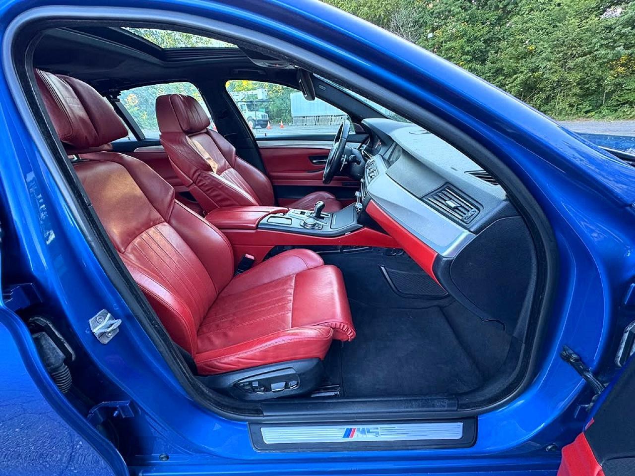 2013 BMW M5 — Фото 7 из 14