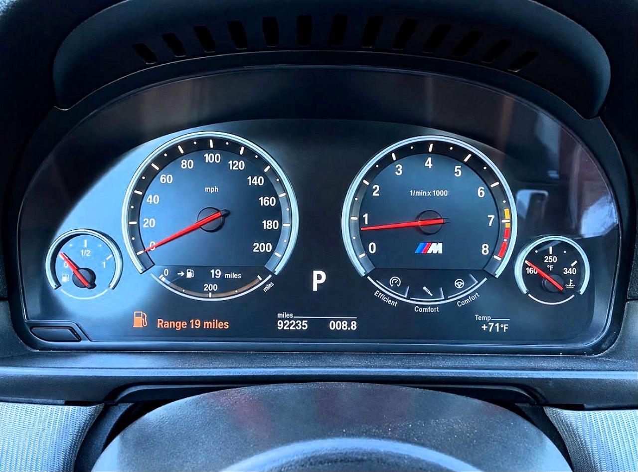 2013 BMW M5 — Фото 9 из 14