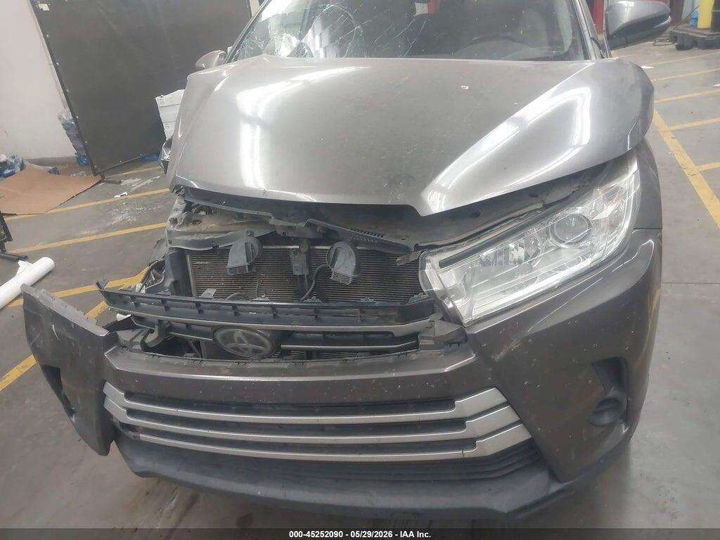 5TDZZRFH4KS333834 2019 TOYOTA HIGHLANDER photo no. 6