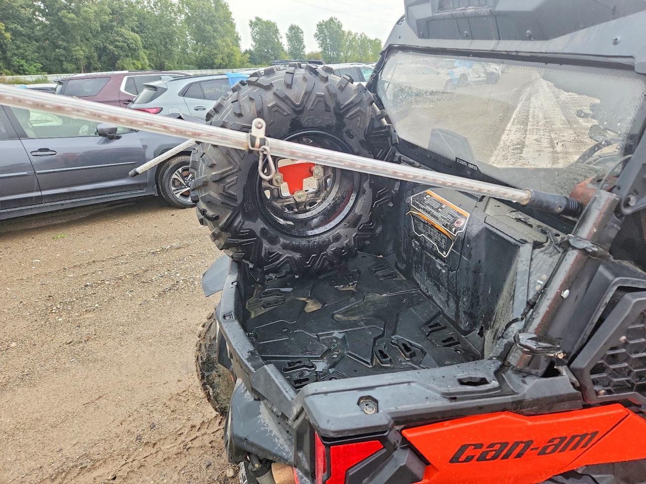 2020 CAN-AM MAVERICK TRAIL UTILITY VEHICLE — Фото 6 из 10
