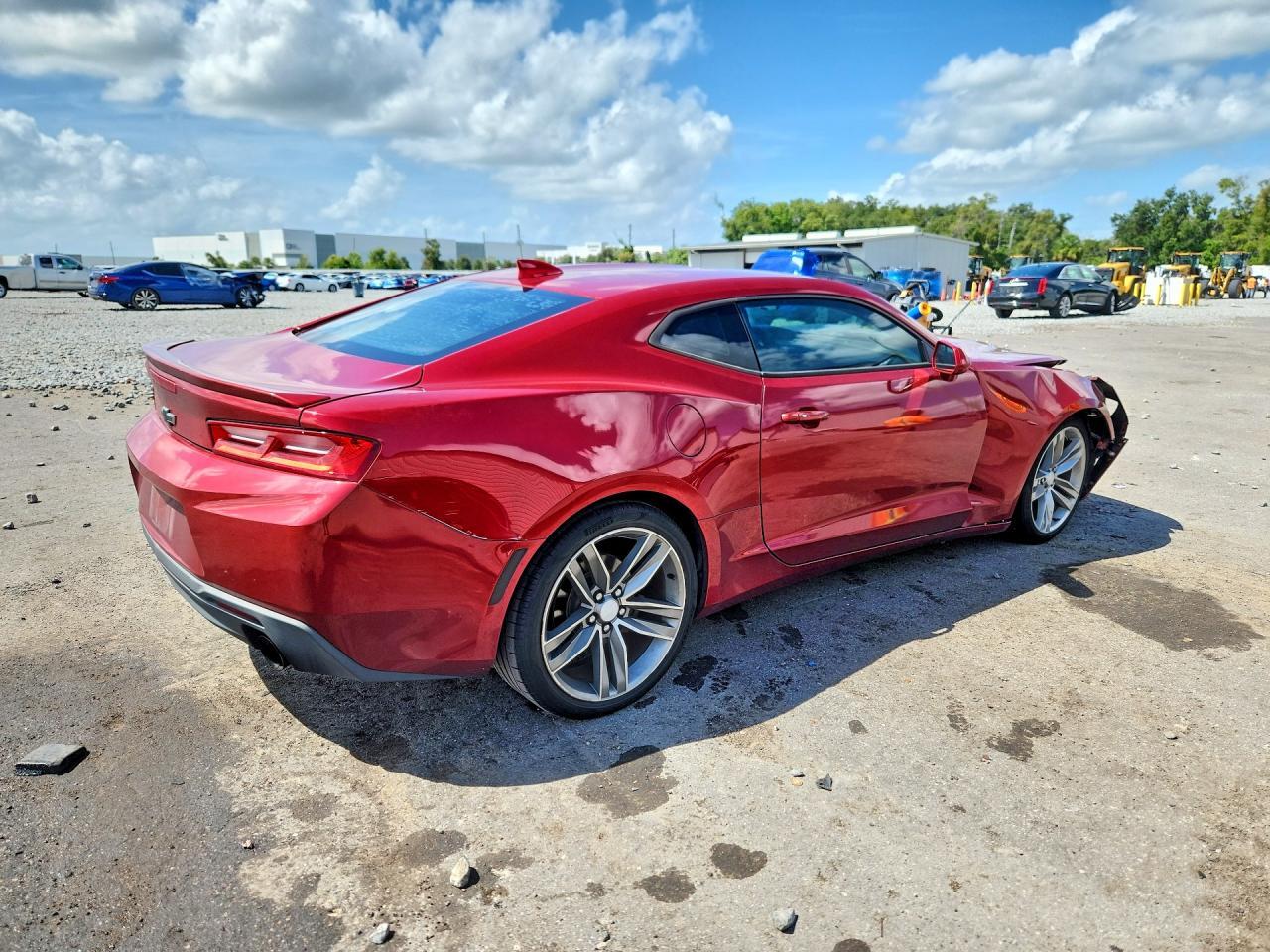 2016 CHEVROLET CAMARO LT — Фото 3 из 13