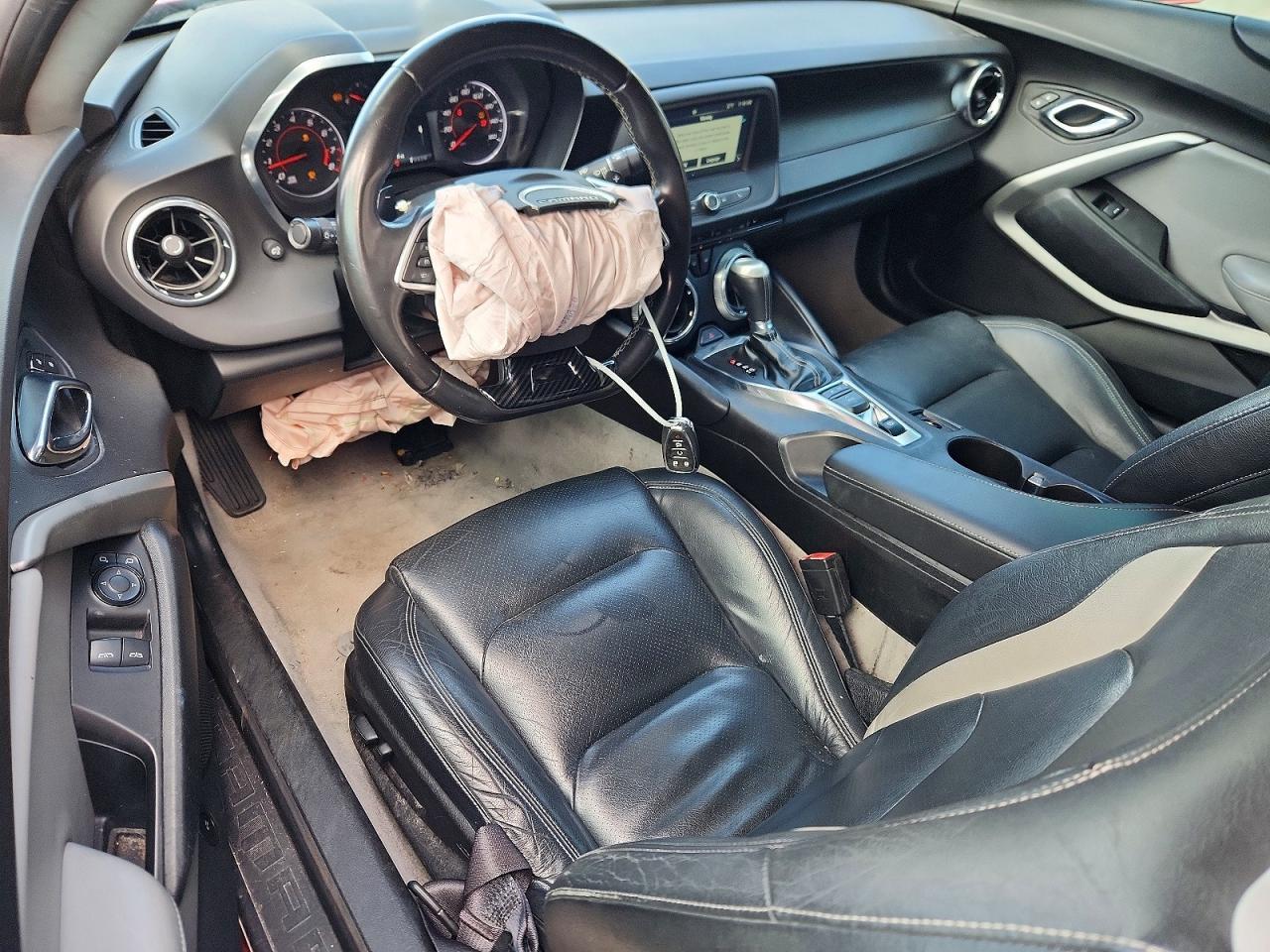 2016 CHEVROLET CAMARO LT — Фото 8 из 13
