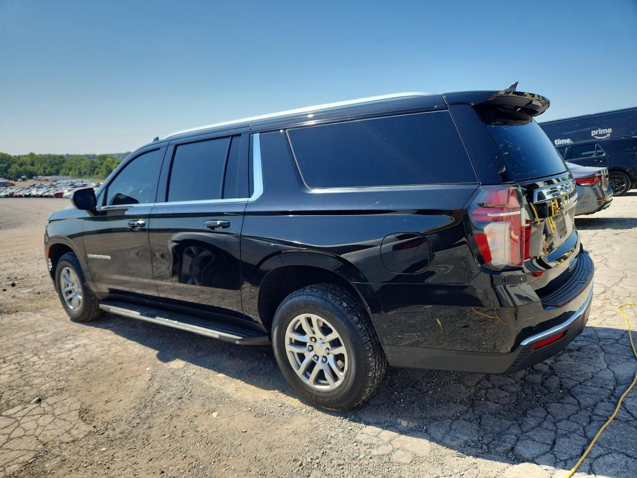 2022 CHEVROLET SUBURBAN K1500 LT — Фото 2 из 13