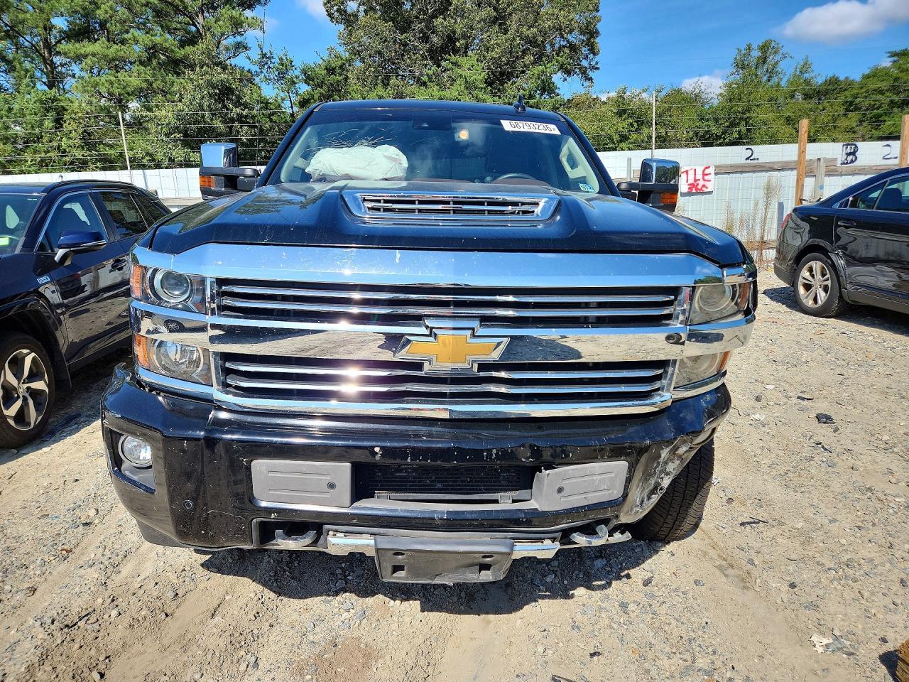 2017 CHEVROLET SILVERADO K2500 HIGH COUNTRY — Фото 5 из 12