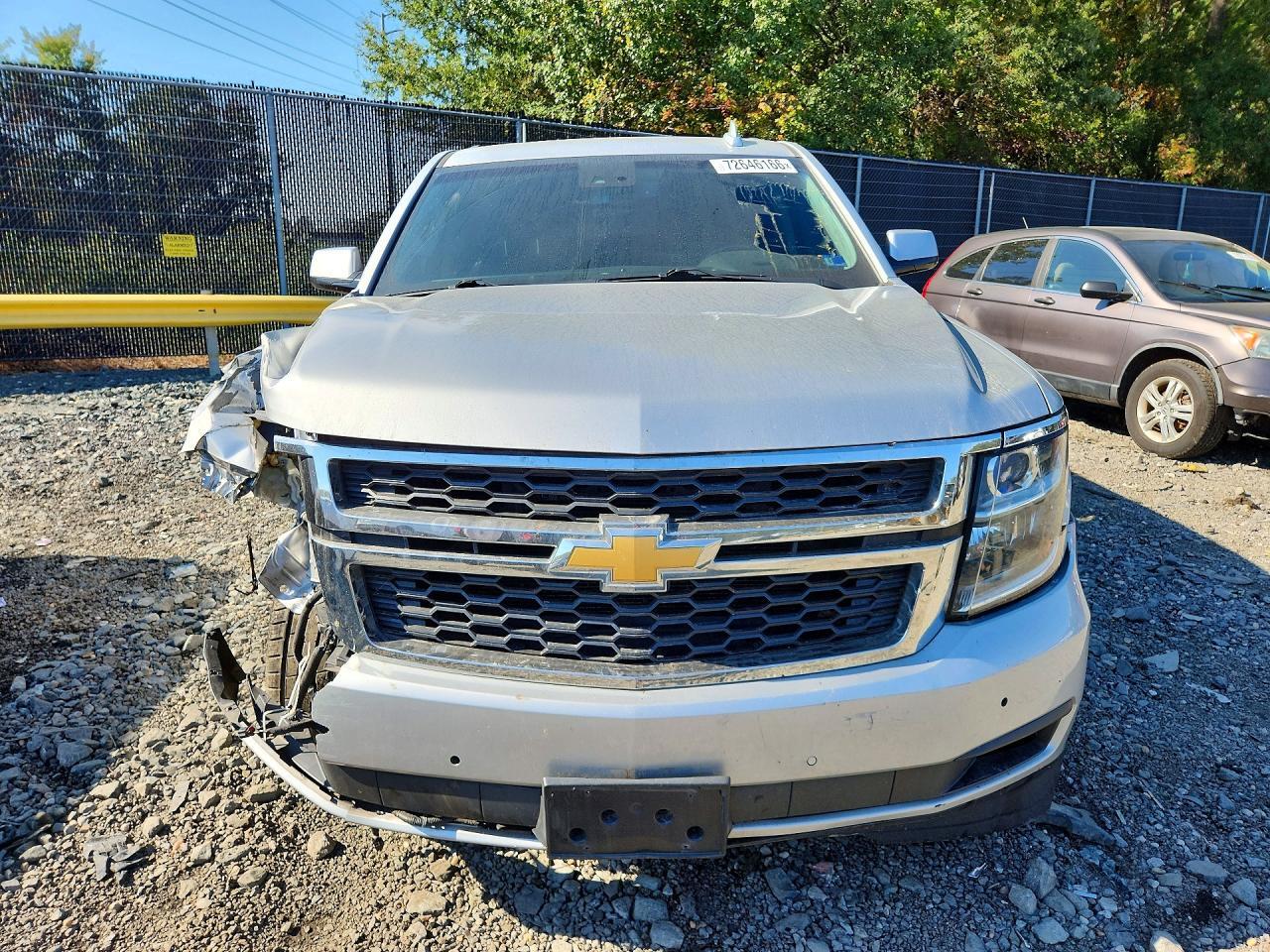 2016 CHEVROLET SUBURBAN K1500 LT — Фото 5 из 13