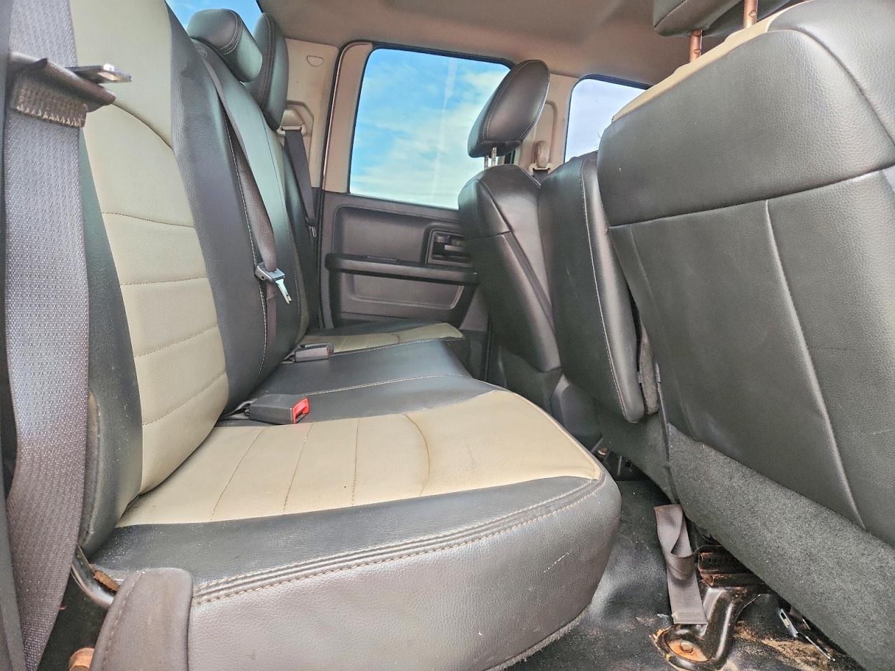 2012 DODGE RAM 1500 ST — Фото 10 из 12