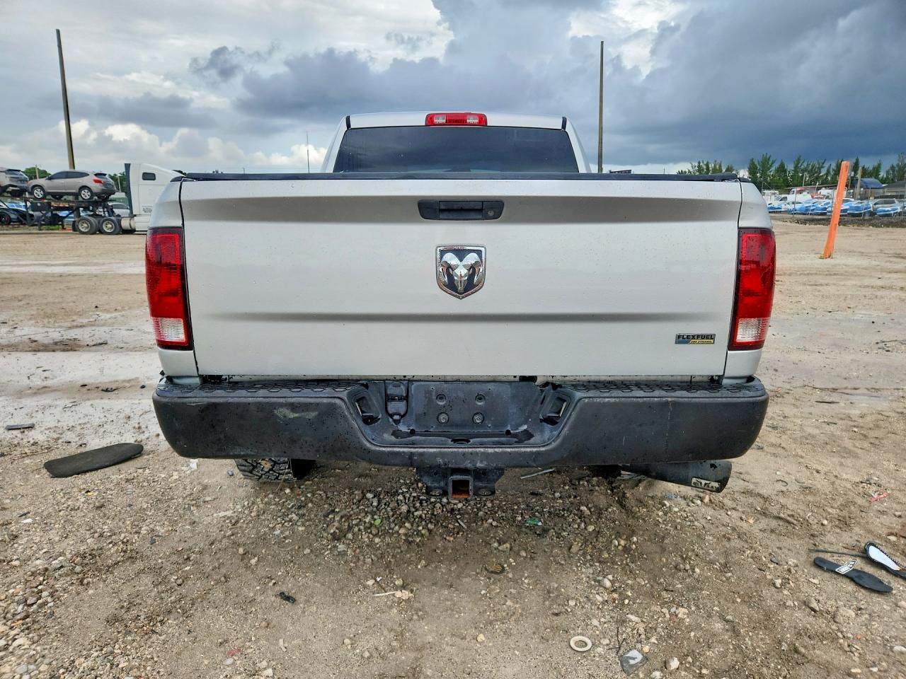 2012 DODGE RAM 1500 ST — Фото 6 из 12
