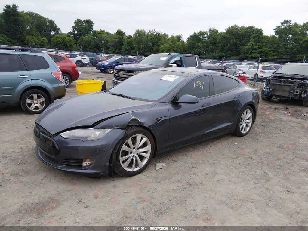 5YJSA1S29FF093993 2015 TESLA MODEL S photo no. 2