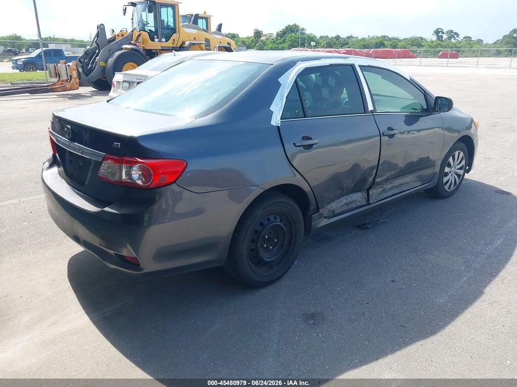 5YFBU4EE4DP134496 2013 TOYOTA COROLLA photo no. 4