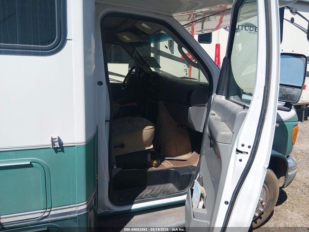 1FDXE45S06DB00274 2006 FORD E-450 CUTAWAY photo no. 5