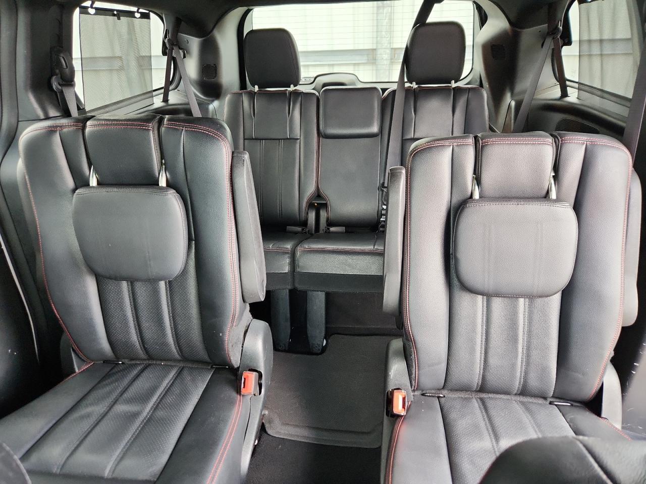 2017 DODGE GRAND CARAVAN GT — Фото 10 из 13