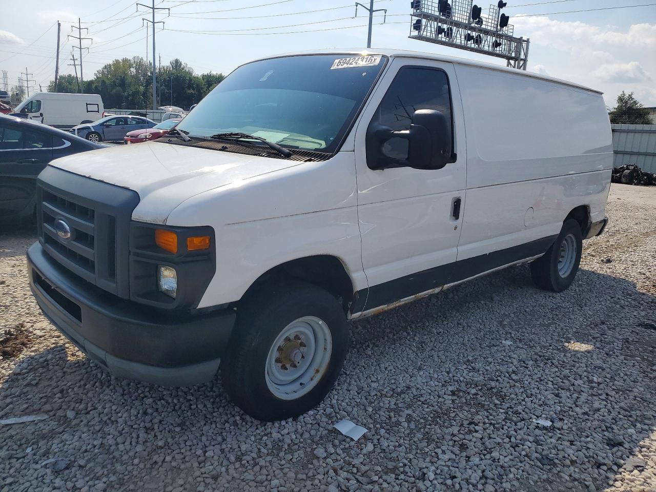 2013 FORD E250 DELIVERY VAN