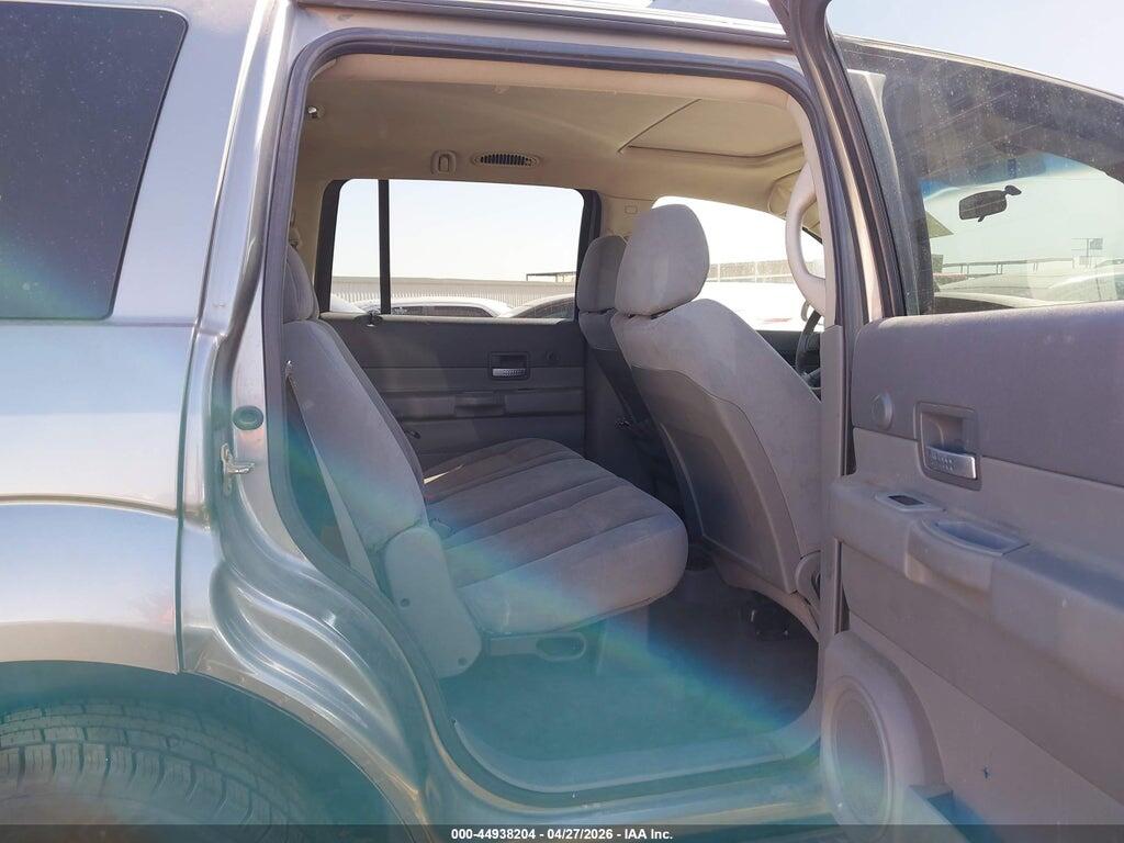 1D4HD48N35F537449 2005 DODGE DURANGO photo no. 8