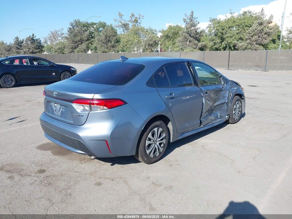 JTDEAMDE5MJ011110 2021 TOYOTA COROLLA photo no. 4