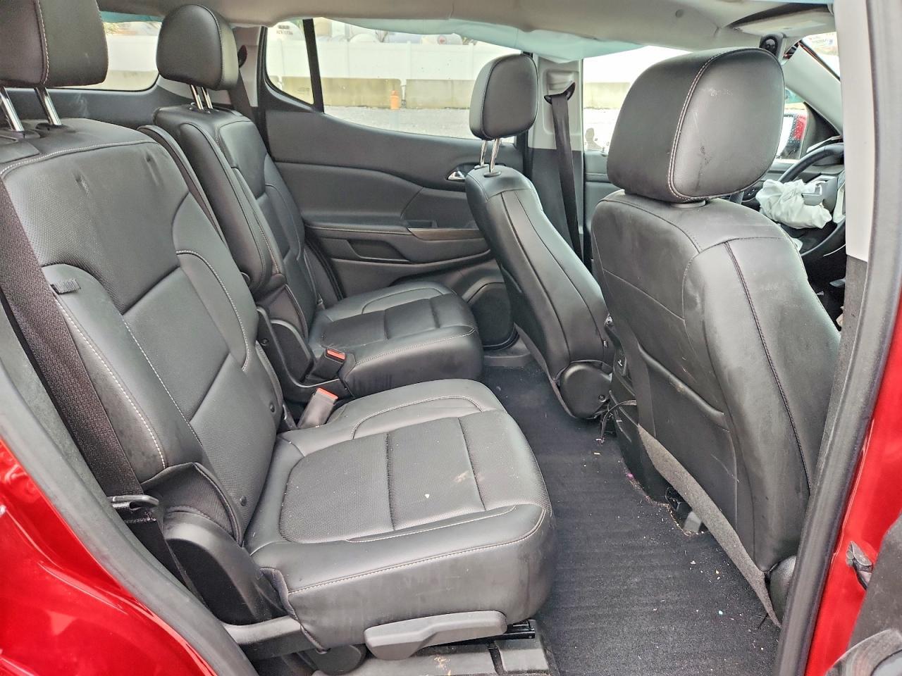 2023 GMC ACADIA SLT — Фото 11 из 13
