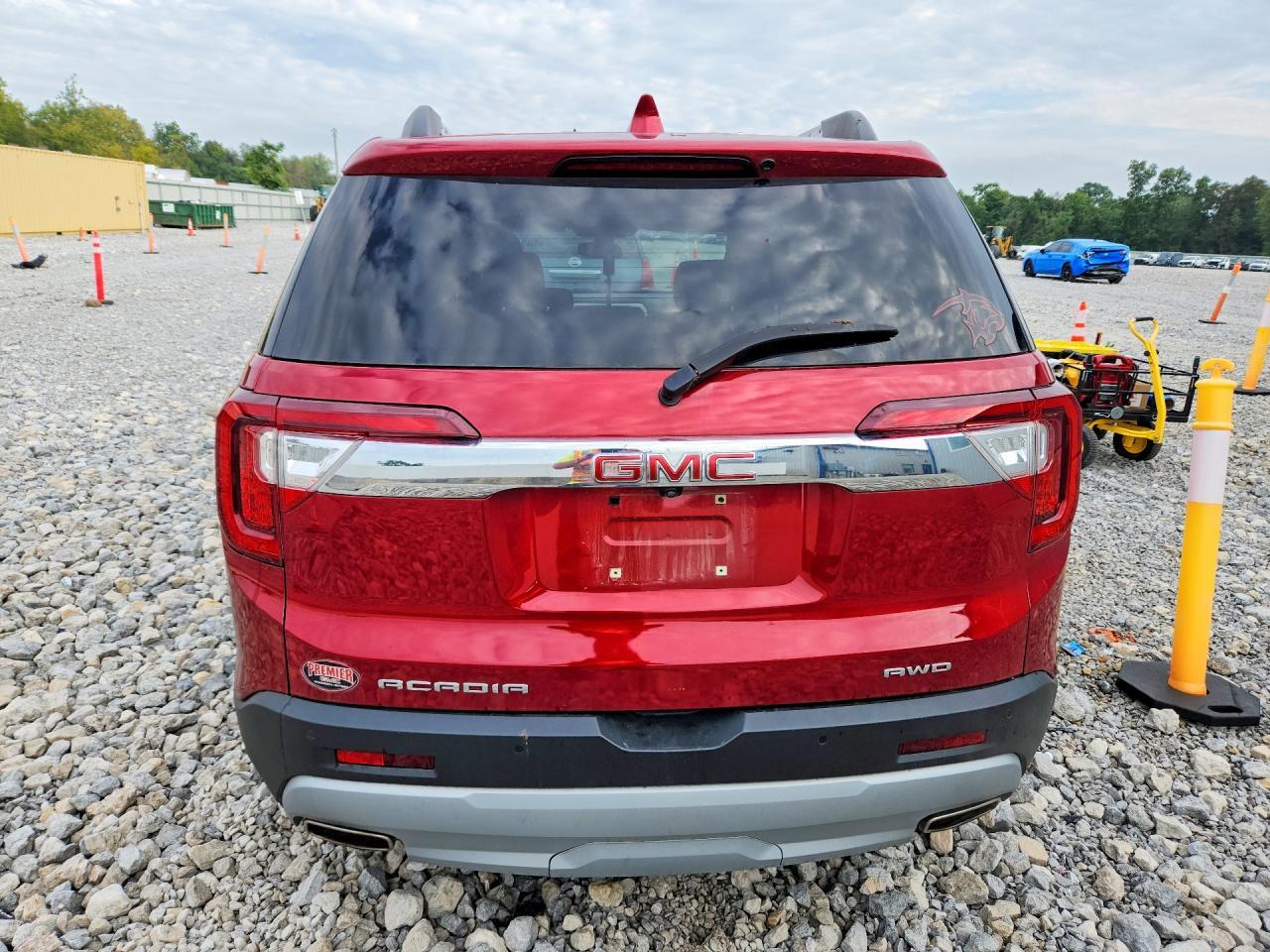 2023 GMC ACADIA SLT — Фото 6 из 13