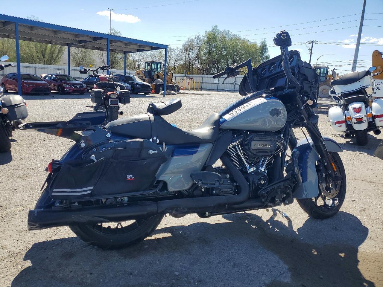 2023 HARLEY-DAVIDSON FLHXS
