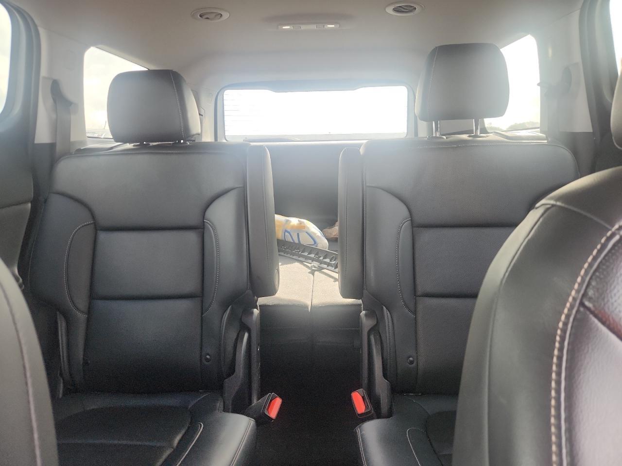 2022 GMC ACADIA SLT — Фото 10 из 13