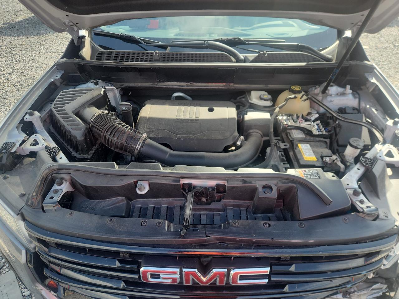 2022 GMC ACADIA SLT — Фото 12 из 13