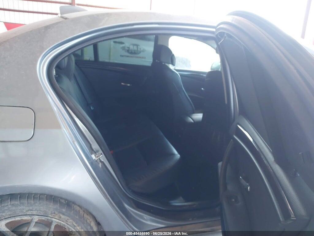 WBANW53568CT48207 2008 BMW 550I photo no. 8