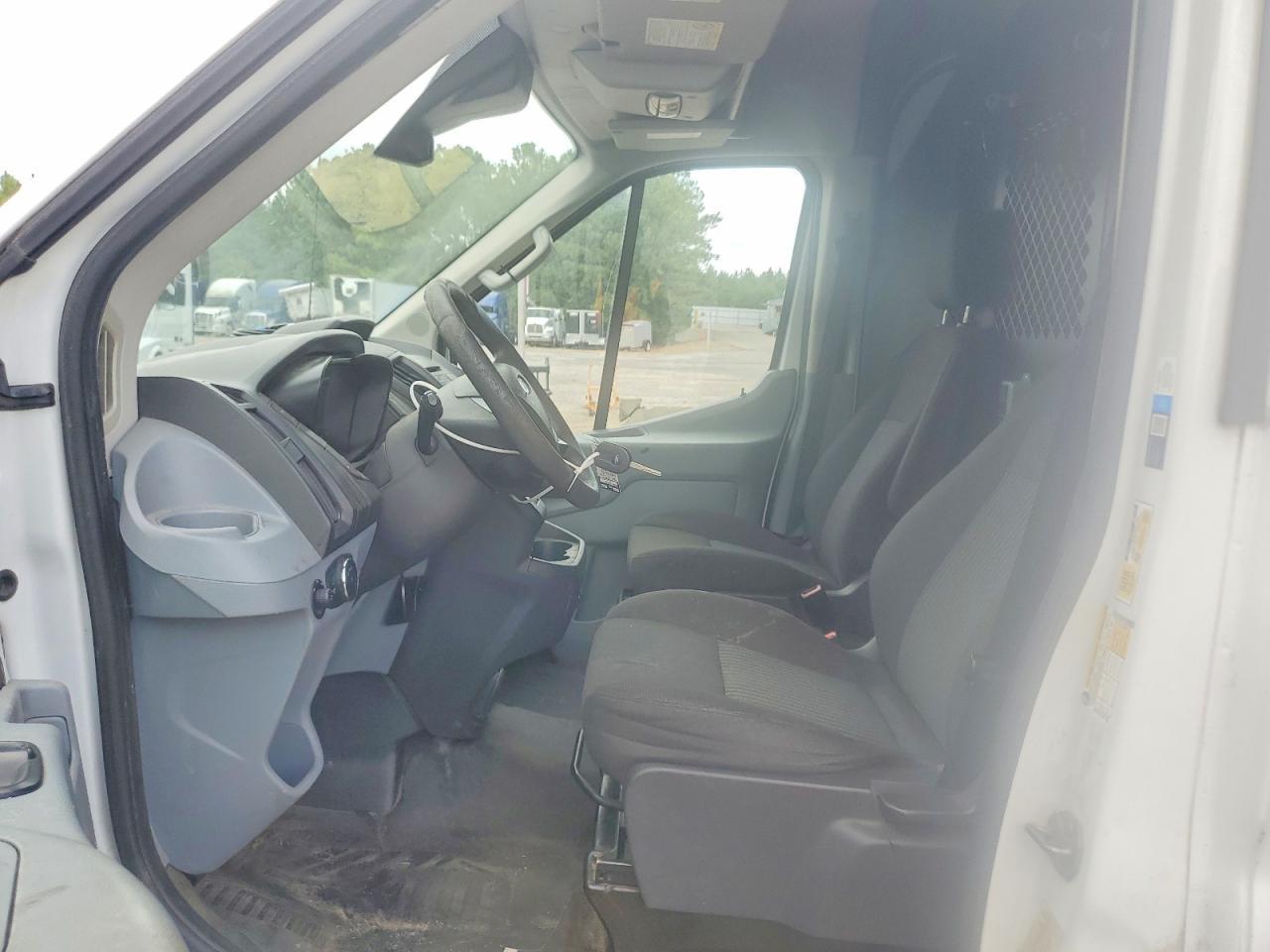 2016 FORD TRANSIT T-150 — Фото 7 из 12