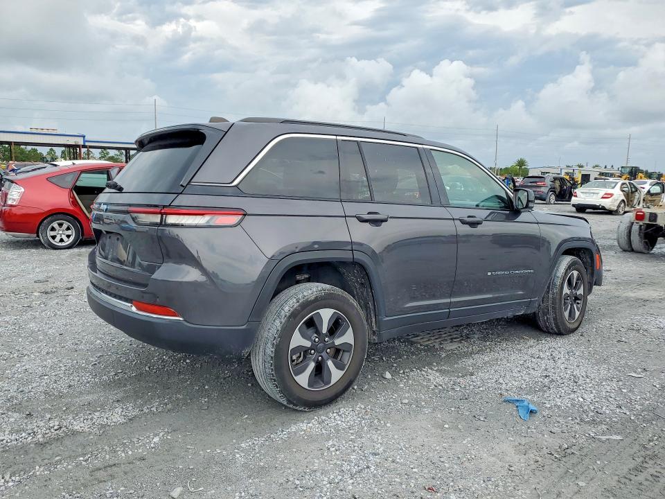 2024 JEEP GRAND CHEROKEE LIMITED 4XE — Фото 3 из 13
