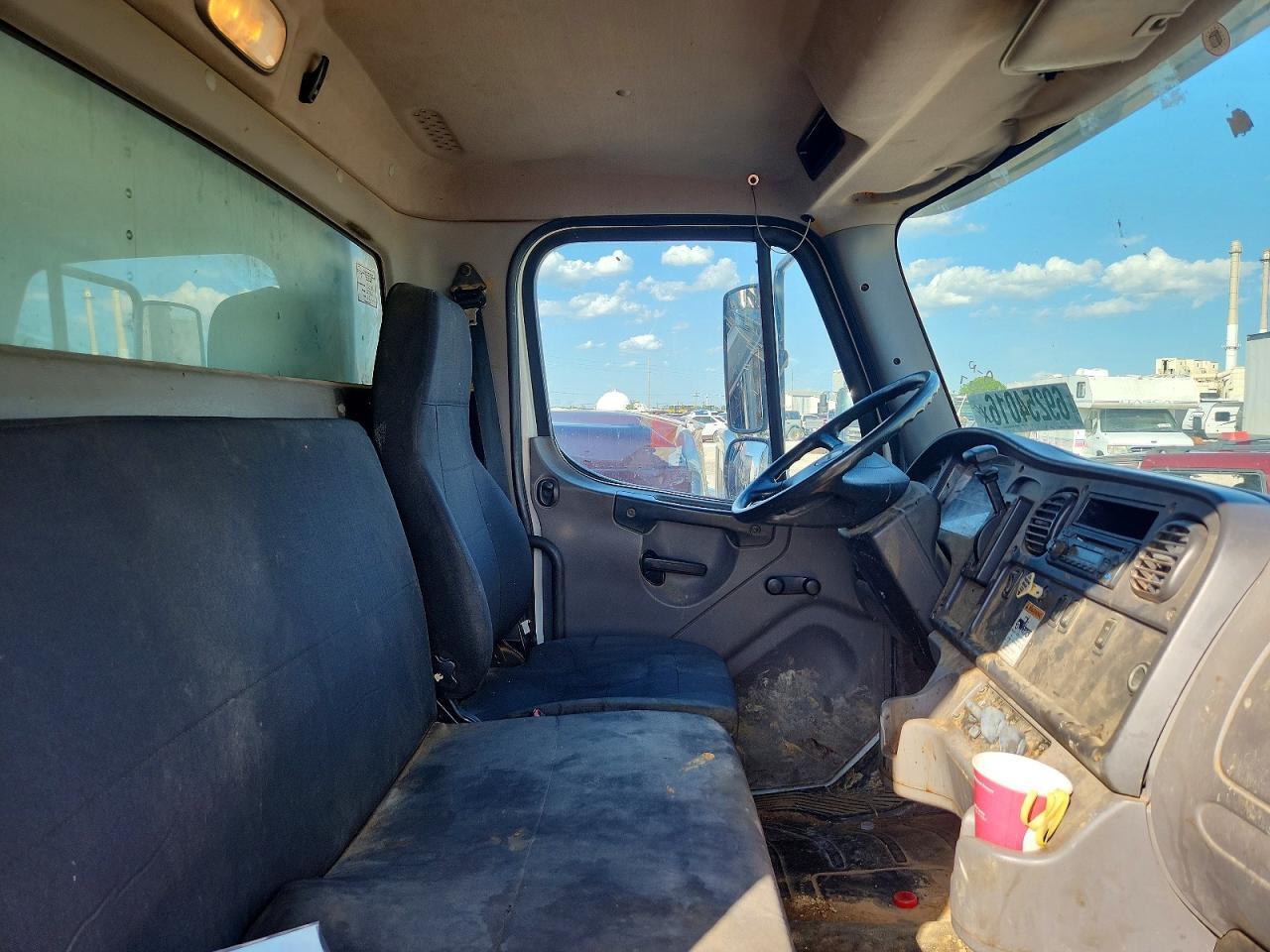 2015 FREIGHTLINER M2 106 MEDIUM DUTY — Фото 11 из 13