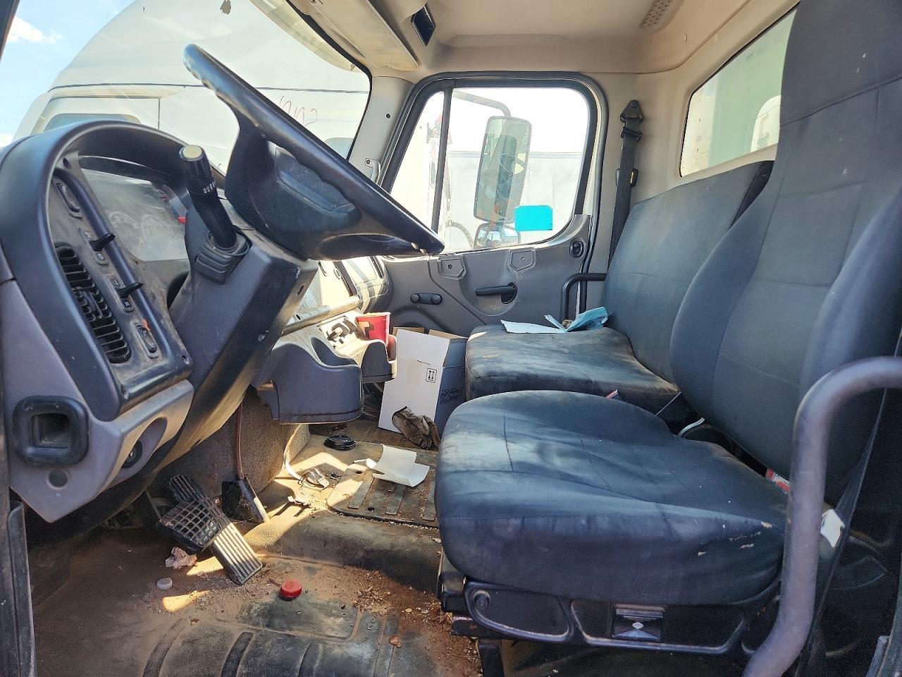 2015 FREIGHTLINER M2 106 MEDIUM DUTY — Фото 7 из 13