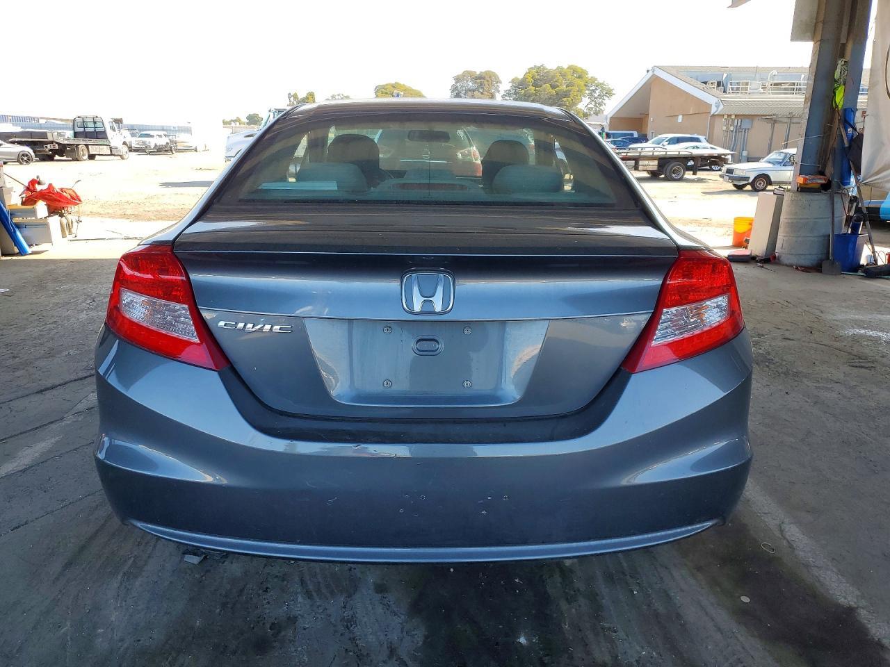 2012 HONDA CIVIC LX — Фото 6 из 12