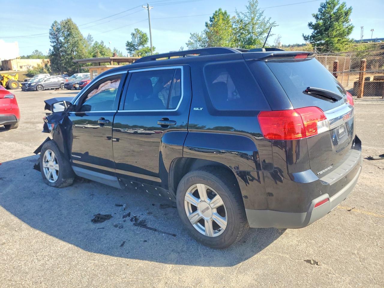 2015 GMC TERRAIN SLT — Фото 2 из 12