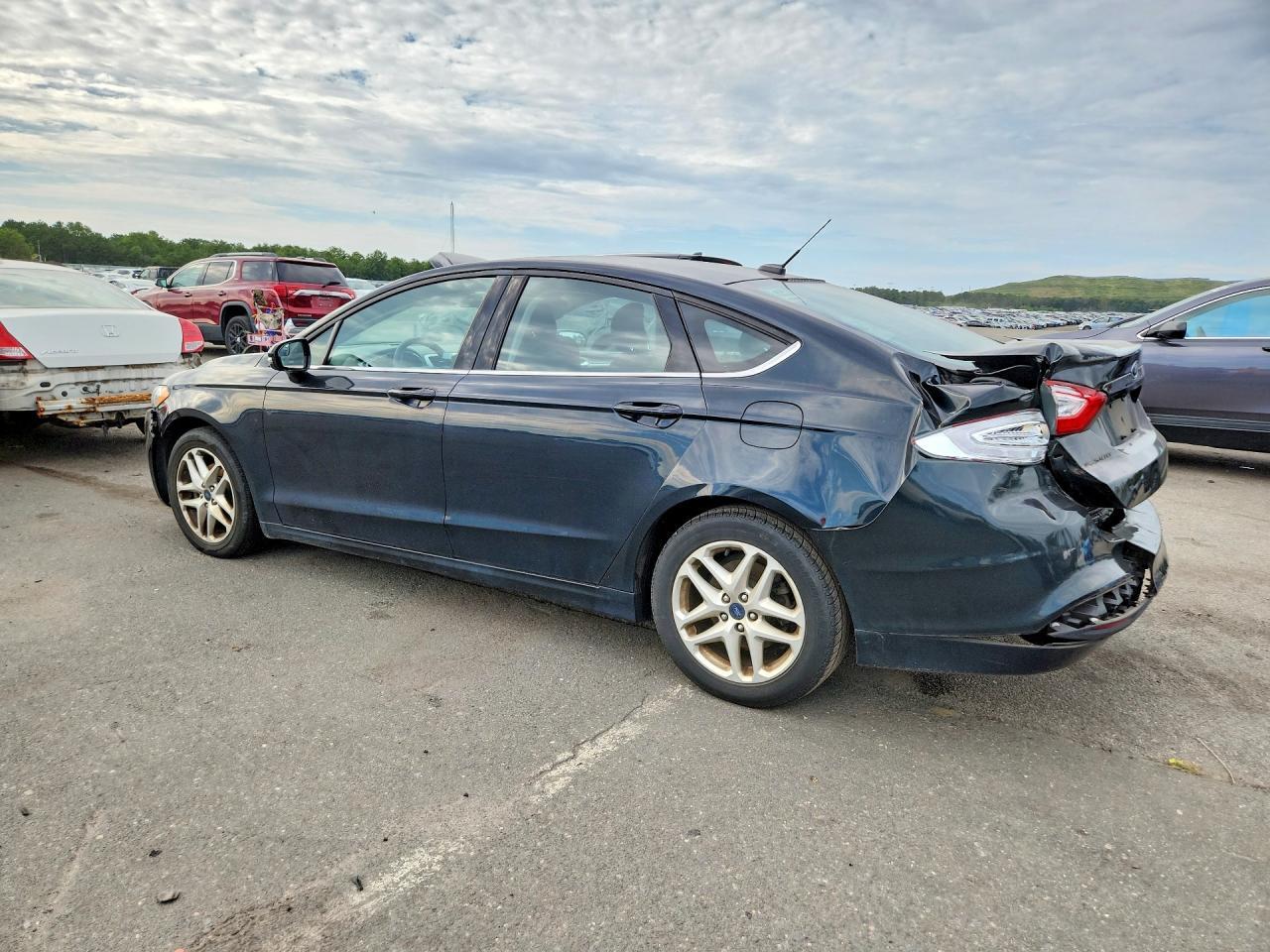 2014 FORD FUSION SE — Фото 2 из 12