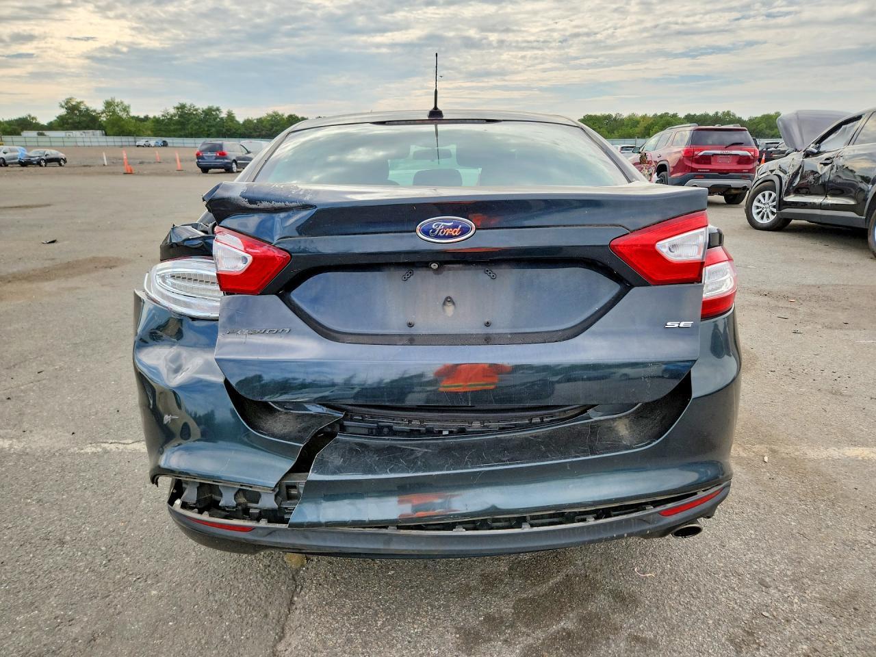 2014 FORD FUSION SE — Фото 6 из 12