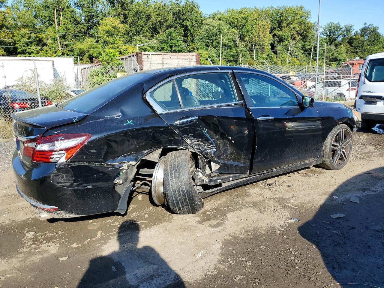 2016 HONDA ACCORD SPORT — Фото 3 из 12