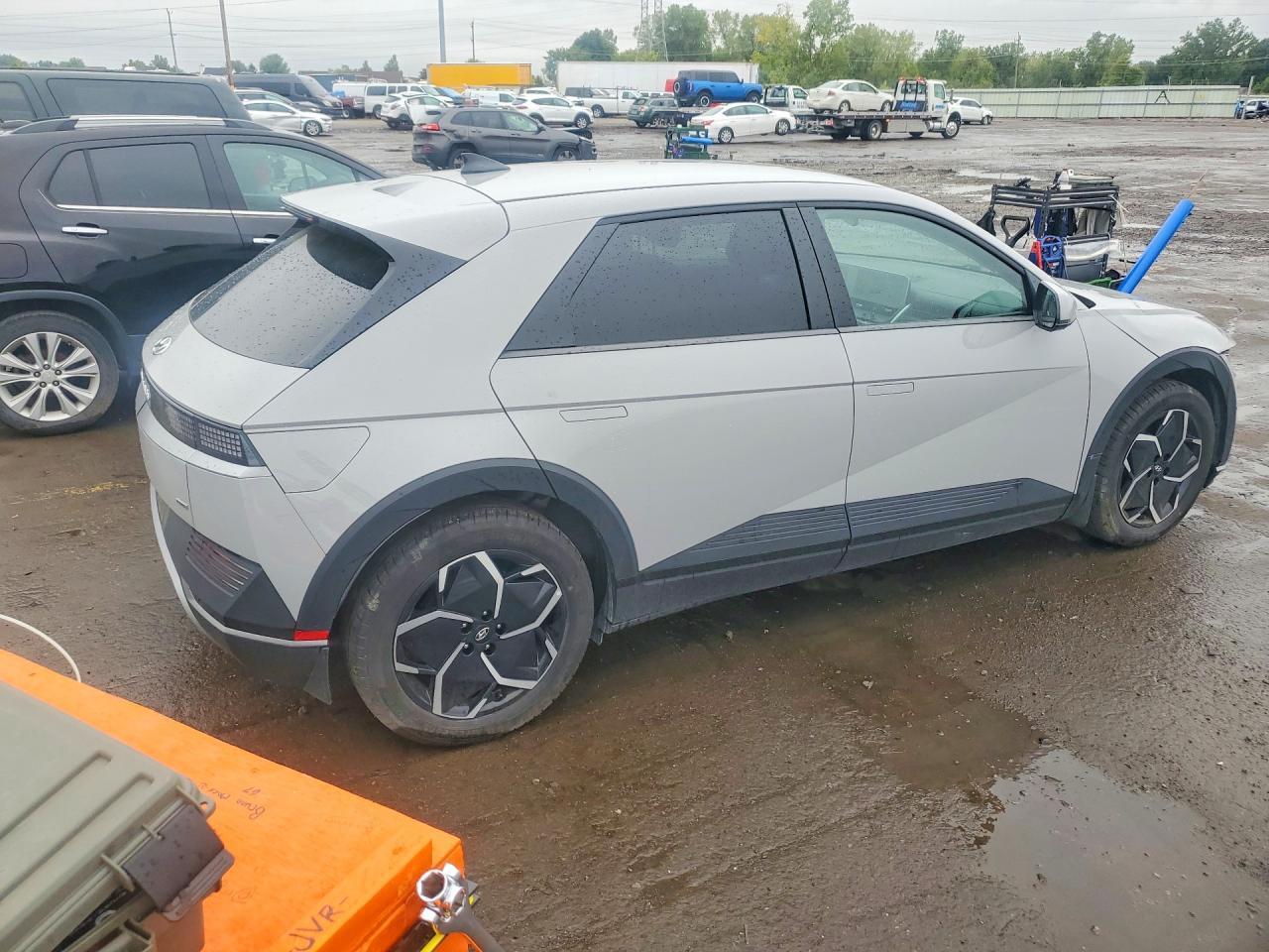 2024 HYUNDAI IONIQ 5 SEL — Фото 3 из 13