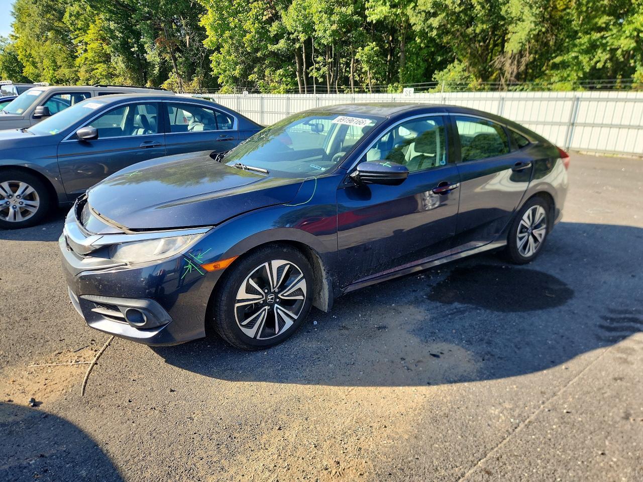 2017 HONDA CIVIC EX