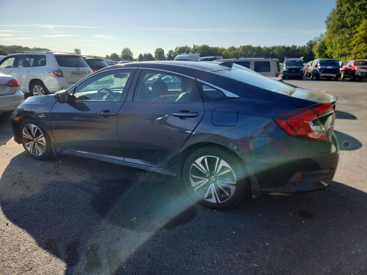 2017 HONDA CIVIC EX — Фото 2 из 12