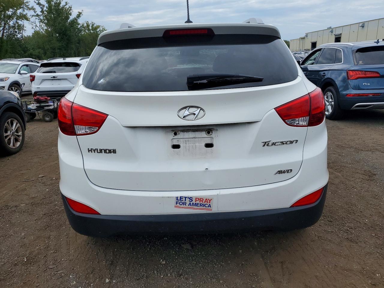 2013 HYUNDAI TUCSON GLS — Фото 6 из 13