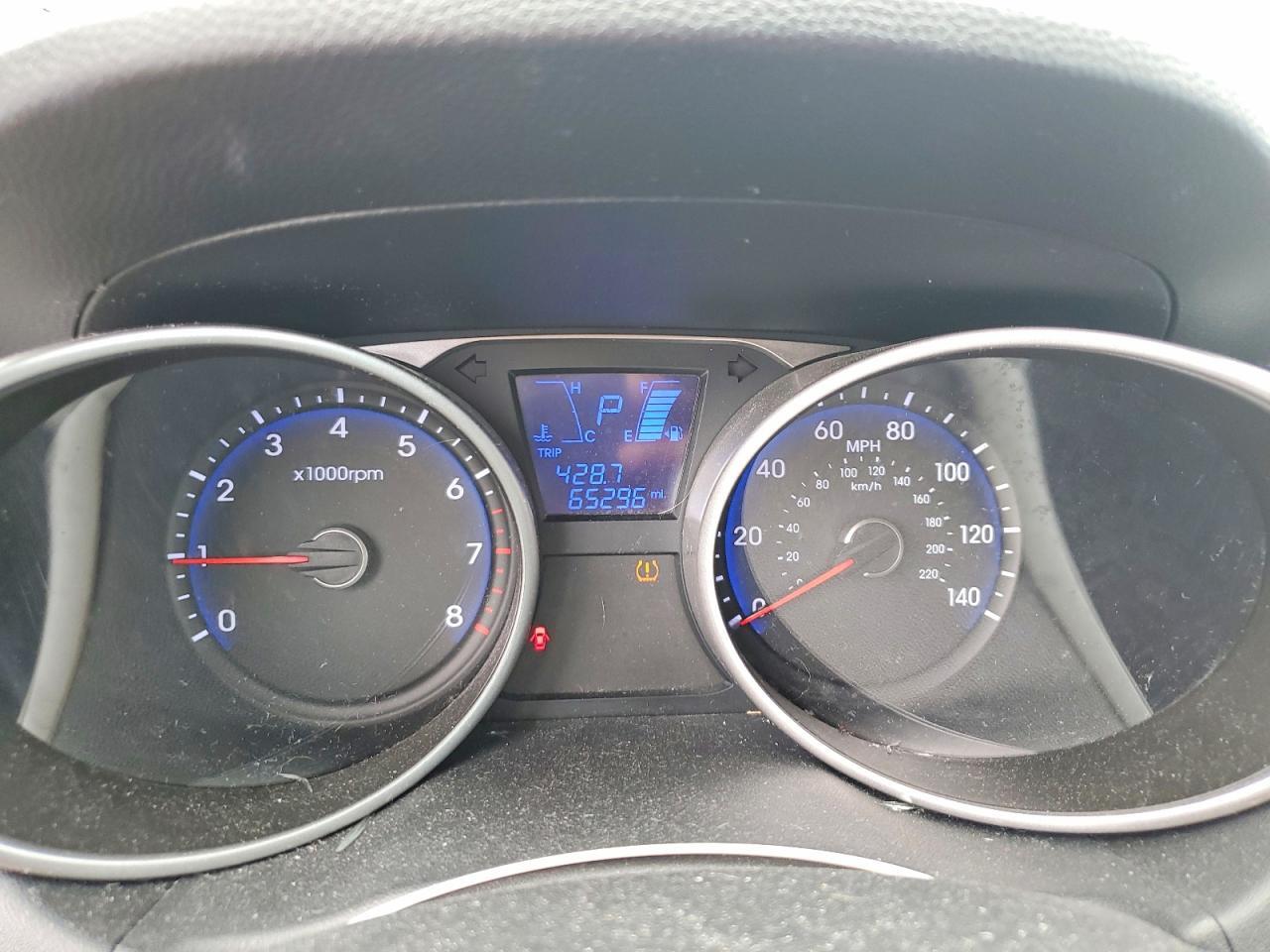 2013 HYUNDAI TUCSON GLS — Фото 9 из 13
