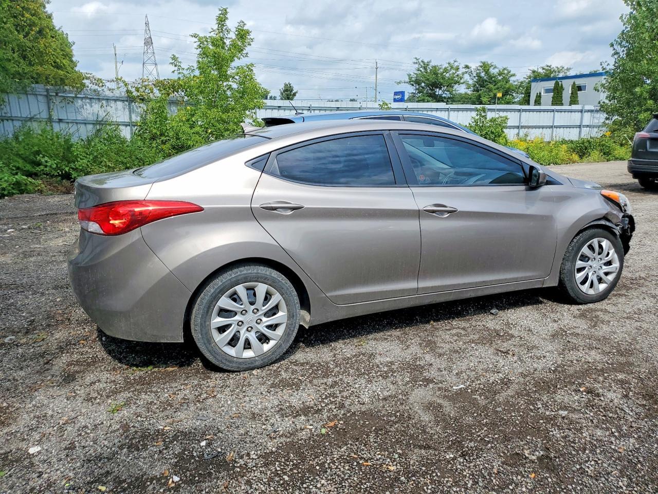 2013 HYUNDAI ELANTRA GLS — Фото 3 из 12