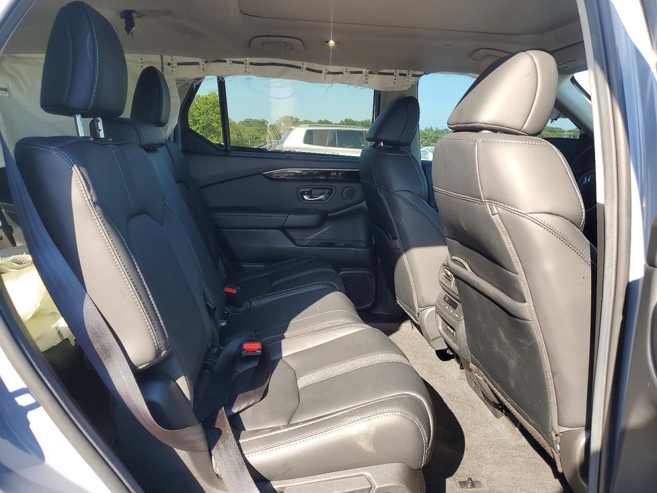 2025 HONDA PILOT TOURING — Фото 11 из 13