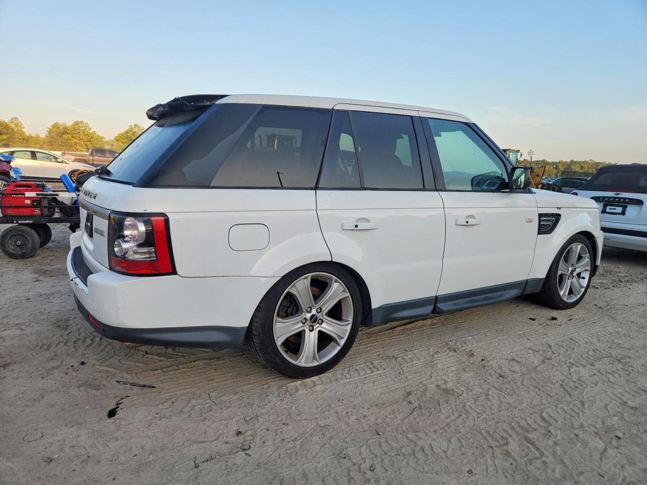 2012 LAND ROVER RANGE ROVER SPORT HSE LUXURY — Фото 3 из 13
