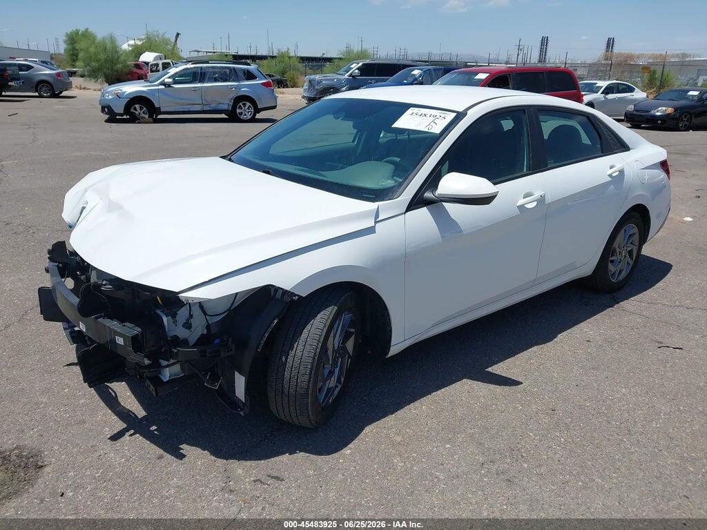 KMHLM4DG1RU651767 2024 HYUNDAI ELANTRA photo no. 2