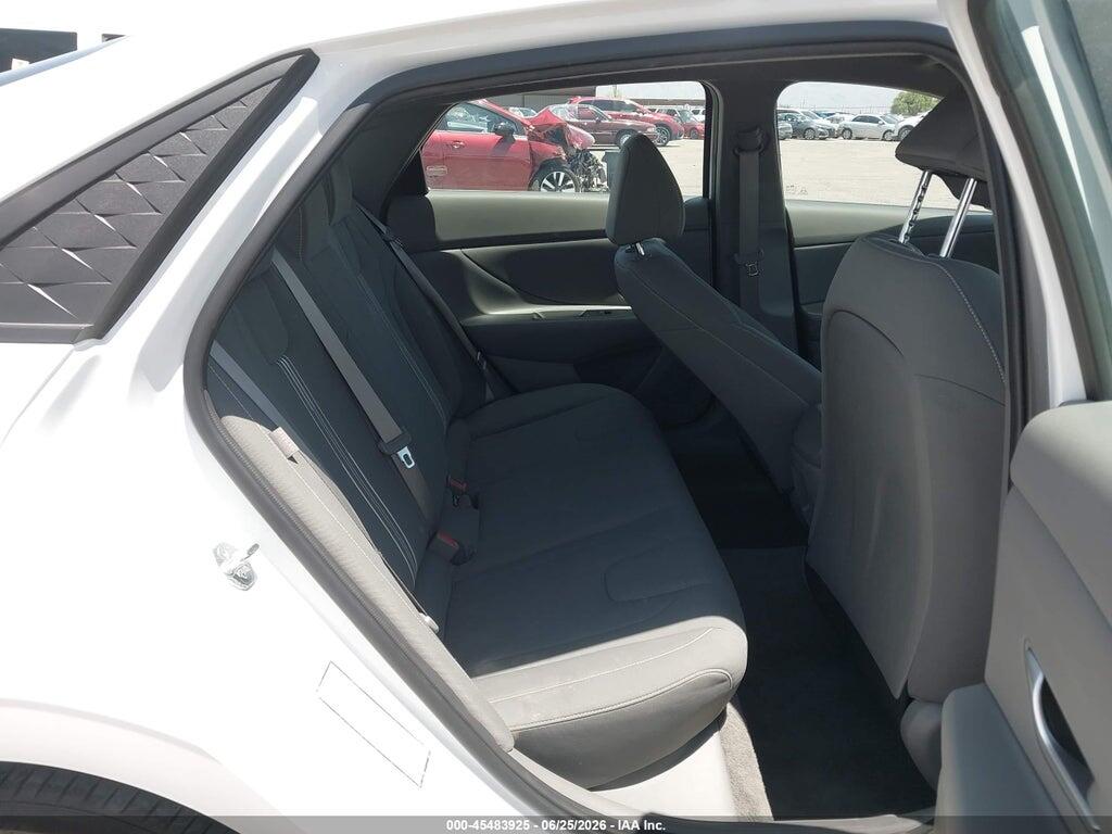 KMHLM4DG1RU651767 2024 HYUNDAI ELANTRA photo no. 8