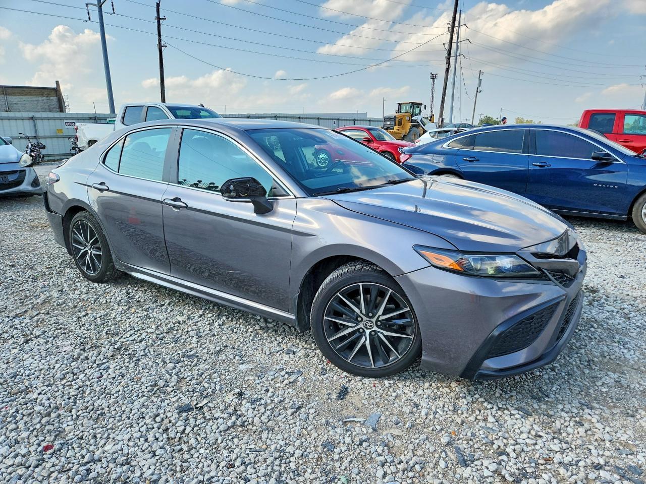2024 TOYOTA CAMRY SE — Фото 4 из 12